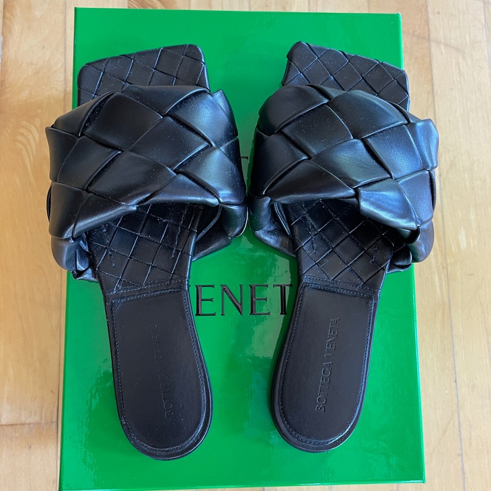 Bottega Veneta - Lido sandal - size 37.5